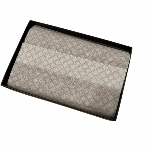 Gucci Leather Wallet | Magenta Pink Bifold Clutch Wallet - Picture 8 of 12